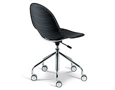 Luna Swivel Chair